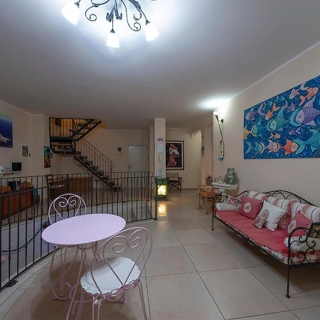 Adua Art Bed and Breakfast Castrignano del Capo Εξωτερικό φωτογραφία