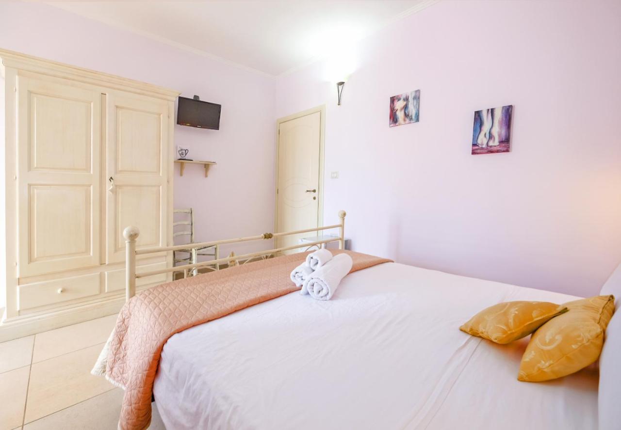 Adua Art Bed and Breakfast Castrignano del Capo Εξωτερικό φωτογραφία