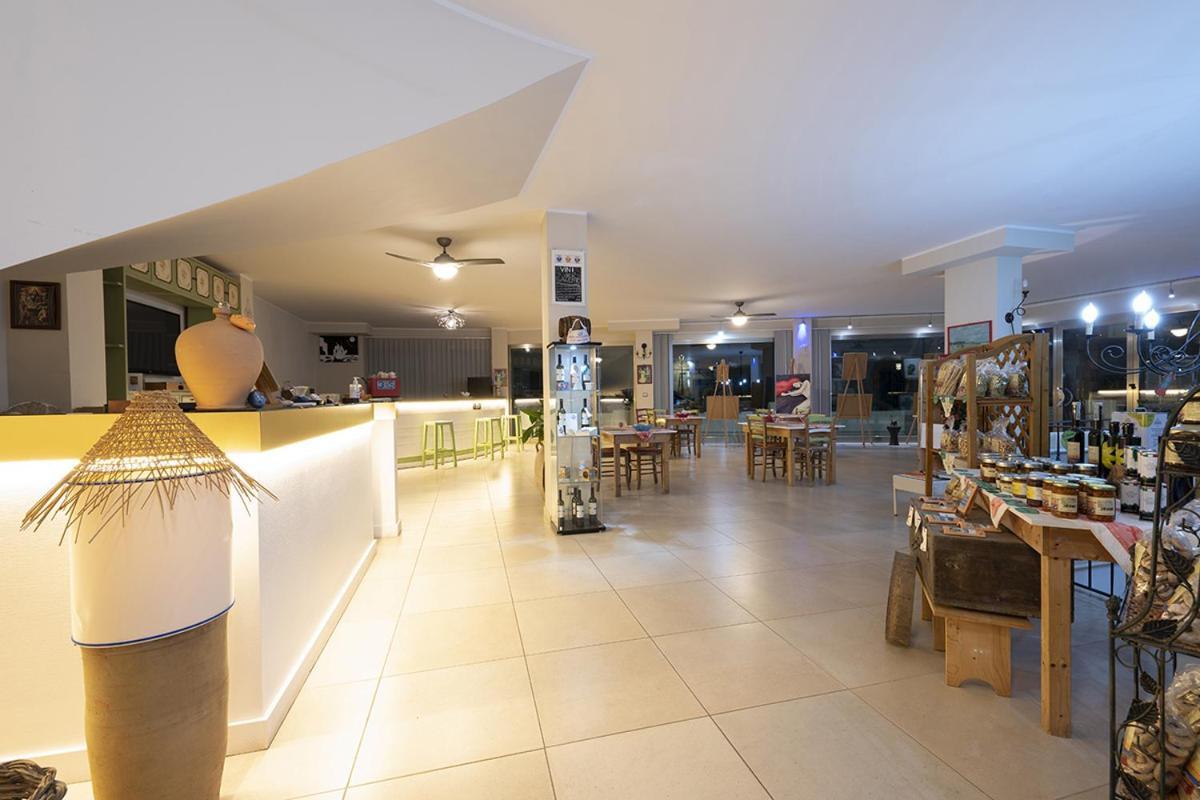 Adua Art Bed and Breakfast Castrignano del Capo Εξωτερικό φωτογραφία